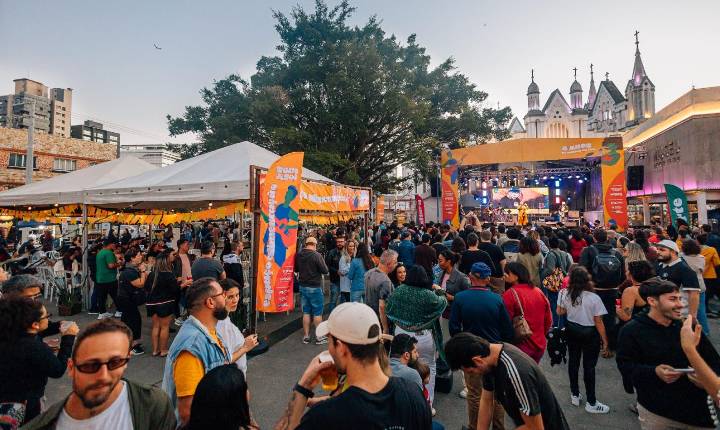 Som&Sol encerra circulação comemorativa de oito anos com edição especial em Itajaí neste domingo