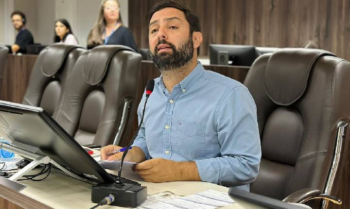 Vereador Eduardo Zanatta vai à Justiça contra a Praiana
