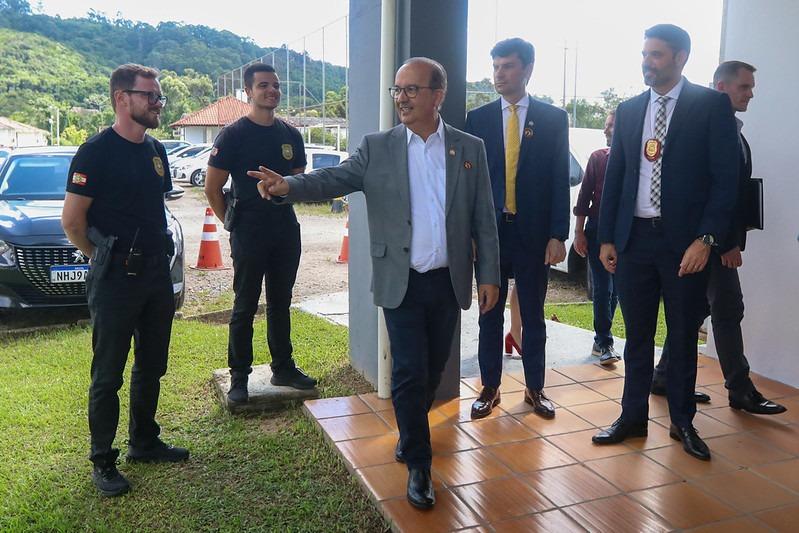 Governador Anuncia Concurso Público Para A Polícia Civil De Santa