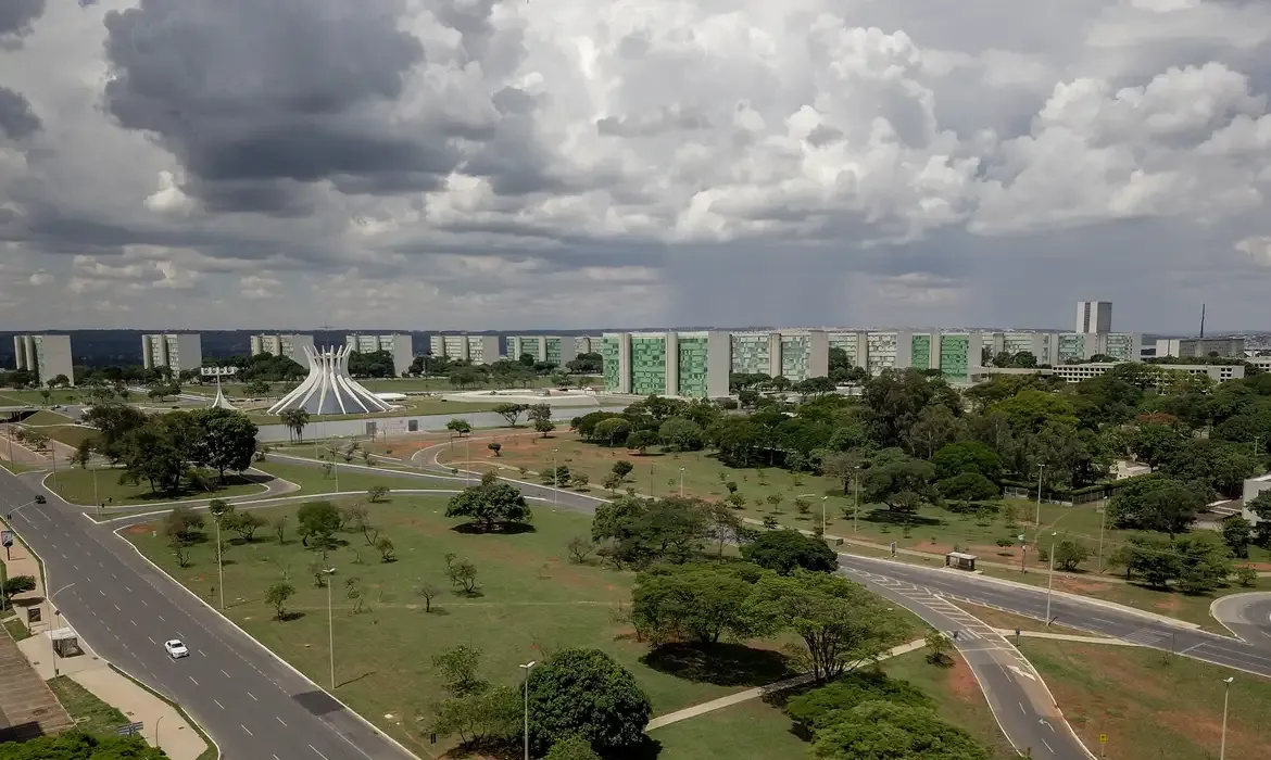 Concurso público nacional unificado terá prova dia 5 de maio: Edital será publicado no dia 10 de janeiro