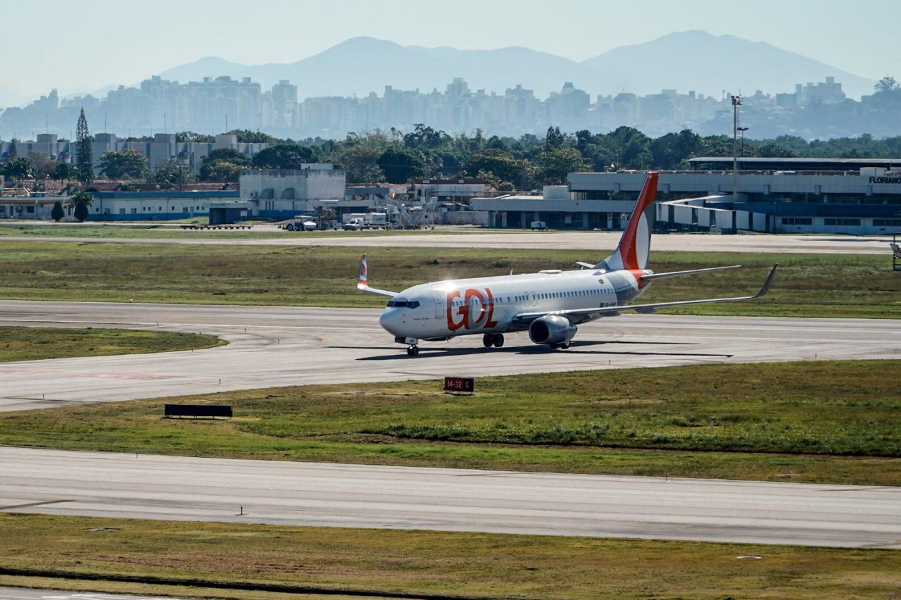 Empresas aéreas programam mais de 100 voos extras para Santa Catarina durante o Carnaval 2024