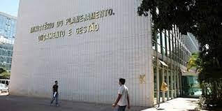 Ministério do Planejamento publica edital de concurso com 100 vagas