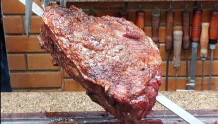 Qualidade do churrasco passa pelo trabalho do POA