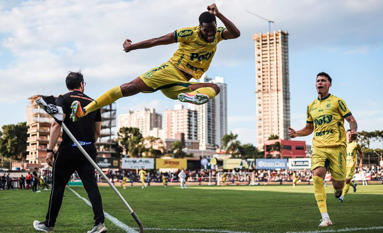 Confira os resultados desta sexta feira nos estádio do Brasil e do mundo
