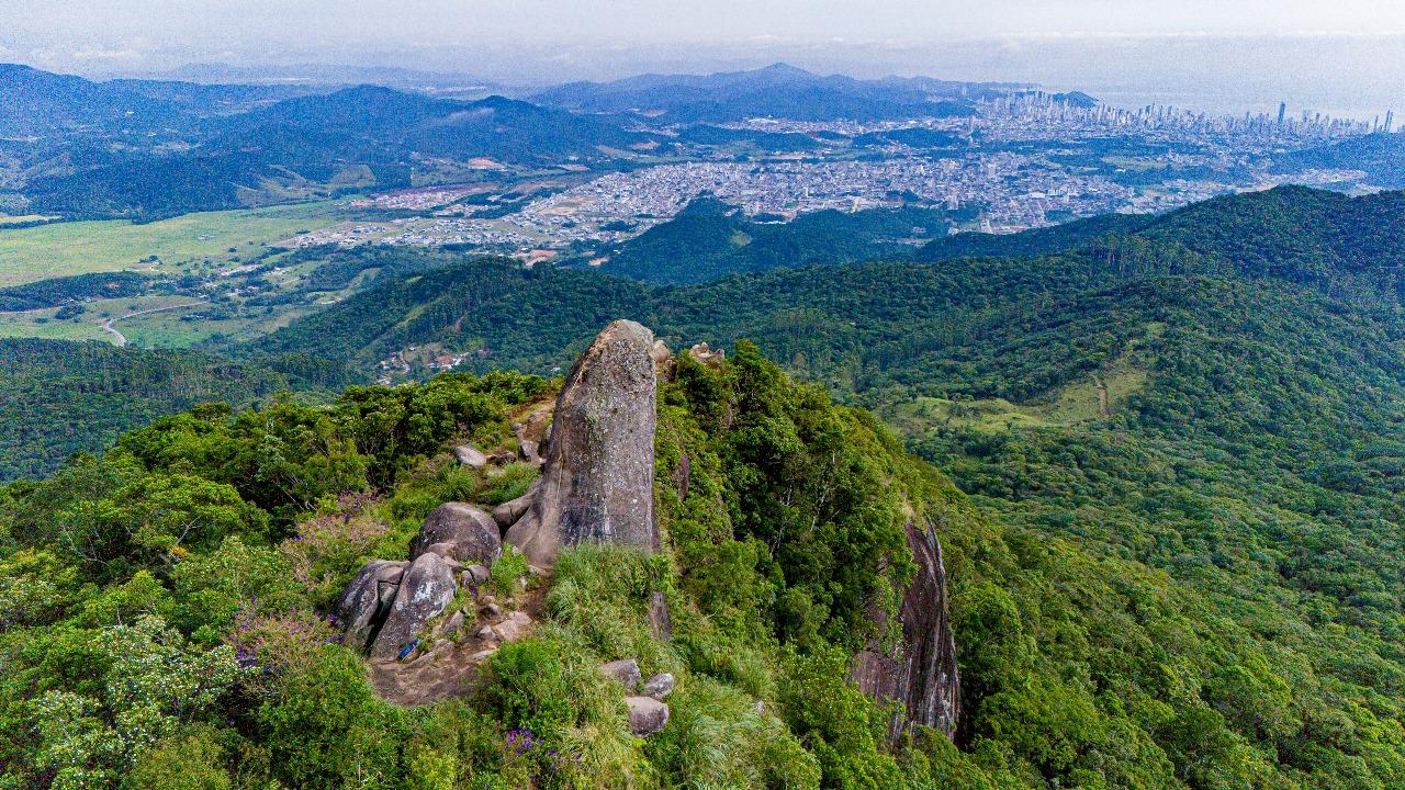 Camboriú se prepara para temporada de verão lançando novo site oficial de turismo do Município