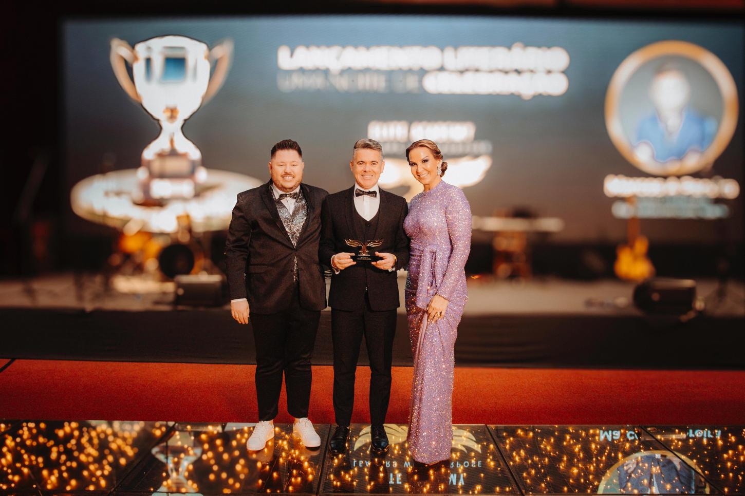 Marcos Pereira é premiado como Personalidade Executiva de Honra e Excelência 2024 em São Paulo