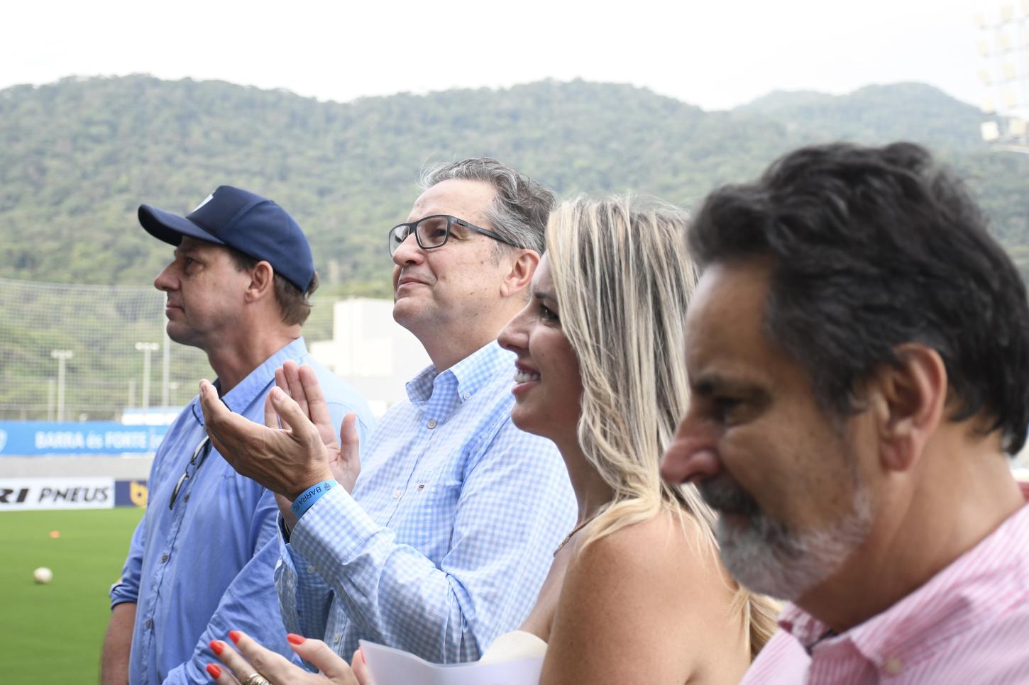 Barra FC inaugura sua nova casa