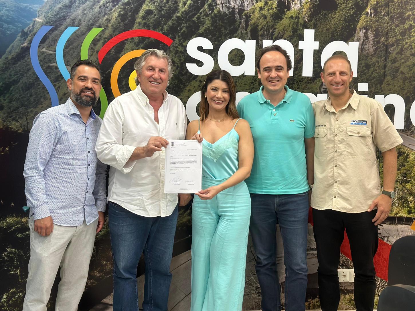 Competição de ciclismo leva comitiva a Florianópolis