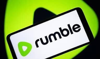 Moraes manda suspender Rumble no Brasil