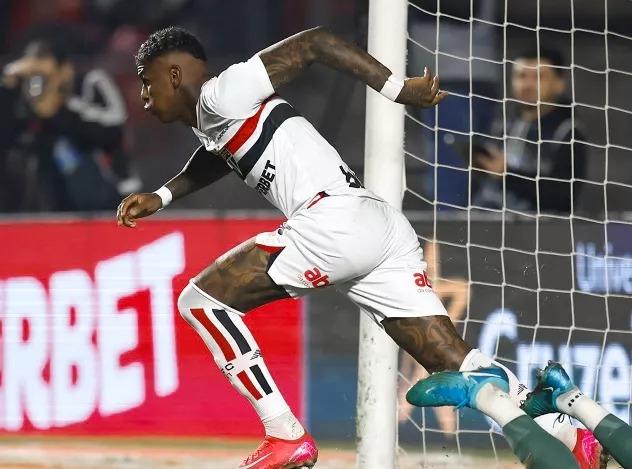 Brasileirão: São Paulo, Vasco e Ceará vencem em casa