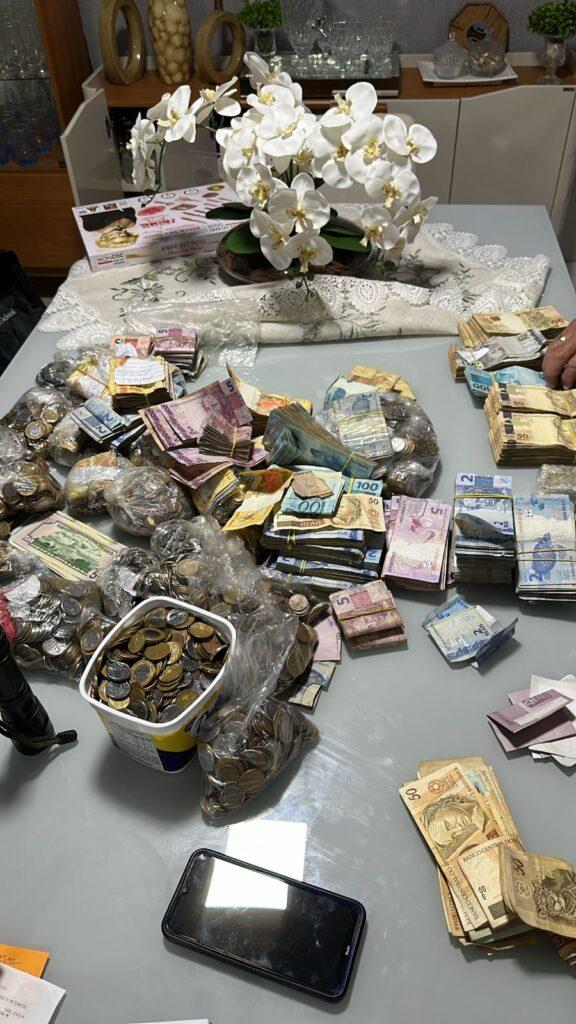 Polícia Civil deflagra operação contra organização criminosa especializada em crimes de furtos e roubos de cargas e de estabelecimentos comerciais