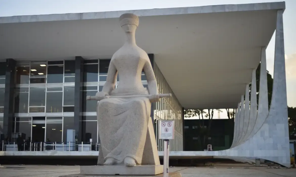 STF começa a ouvir nesta segunda réus do núcleo 1 da trama golpista