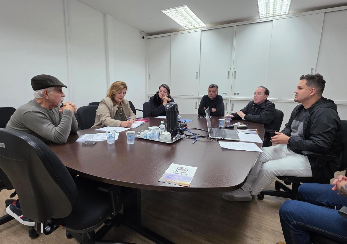 Emasa busca solução para leitura de hidrômetros em condomínios