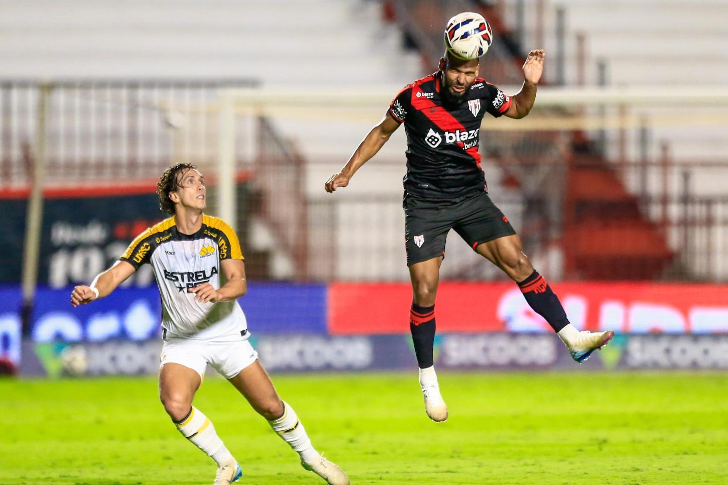 Fora de casa: Criciúma e Athletic vencem nesta sexta-feira