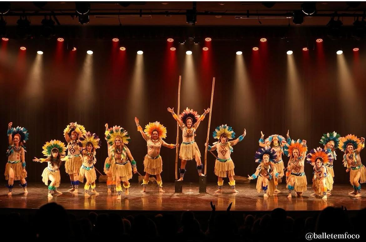 Grupo de dança da terceira idade Balanço das Ondas conquista dois primeiros lugares no Festival de Dança de Joinville