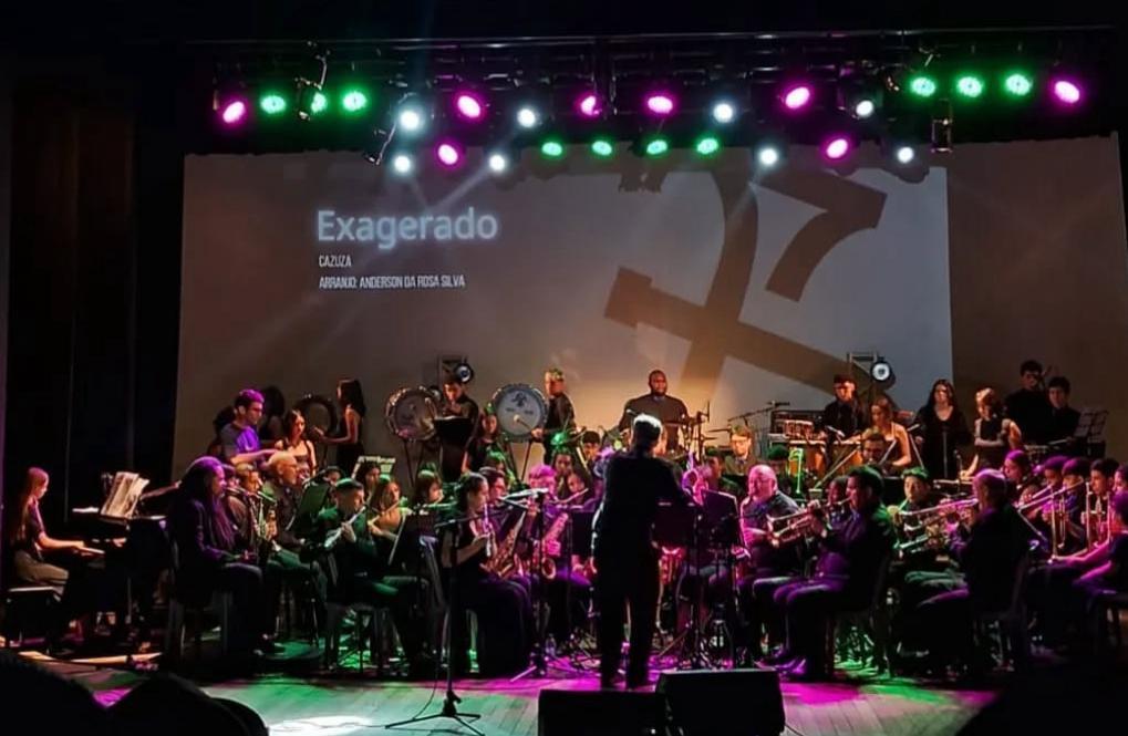 Noite Cultural no Teatro Bruno Nitz celebra aniversário da cidade nesta terça