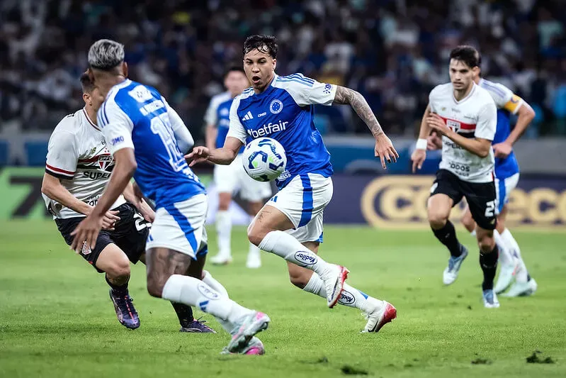 Brasileirão: Botafogo goleia, Cruzeiro derruba o São Paulo e Juventude vence no fim