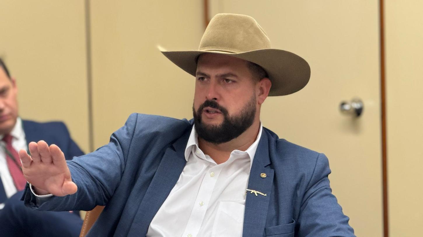 Deputado Zé Trovão lidera debate sobre controle do javali no Brasil