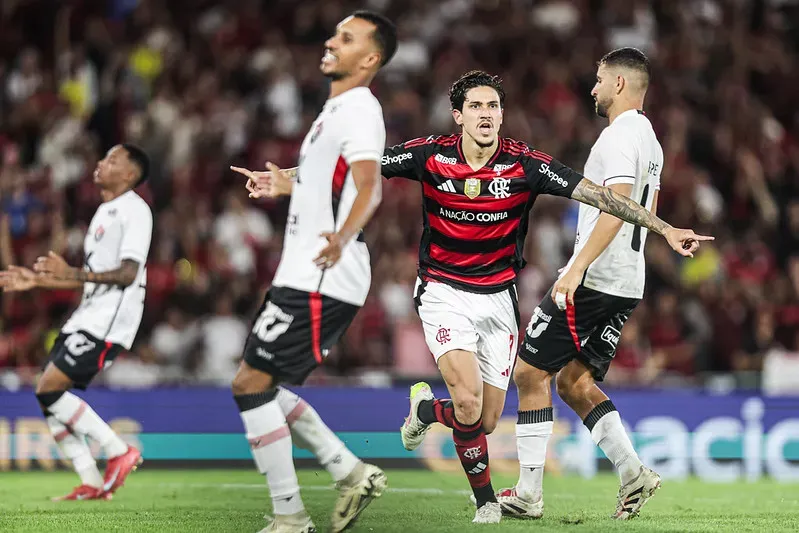 Flamengo aplica a maior goleada do Brasileirão - Confira também resultados das série B e C