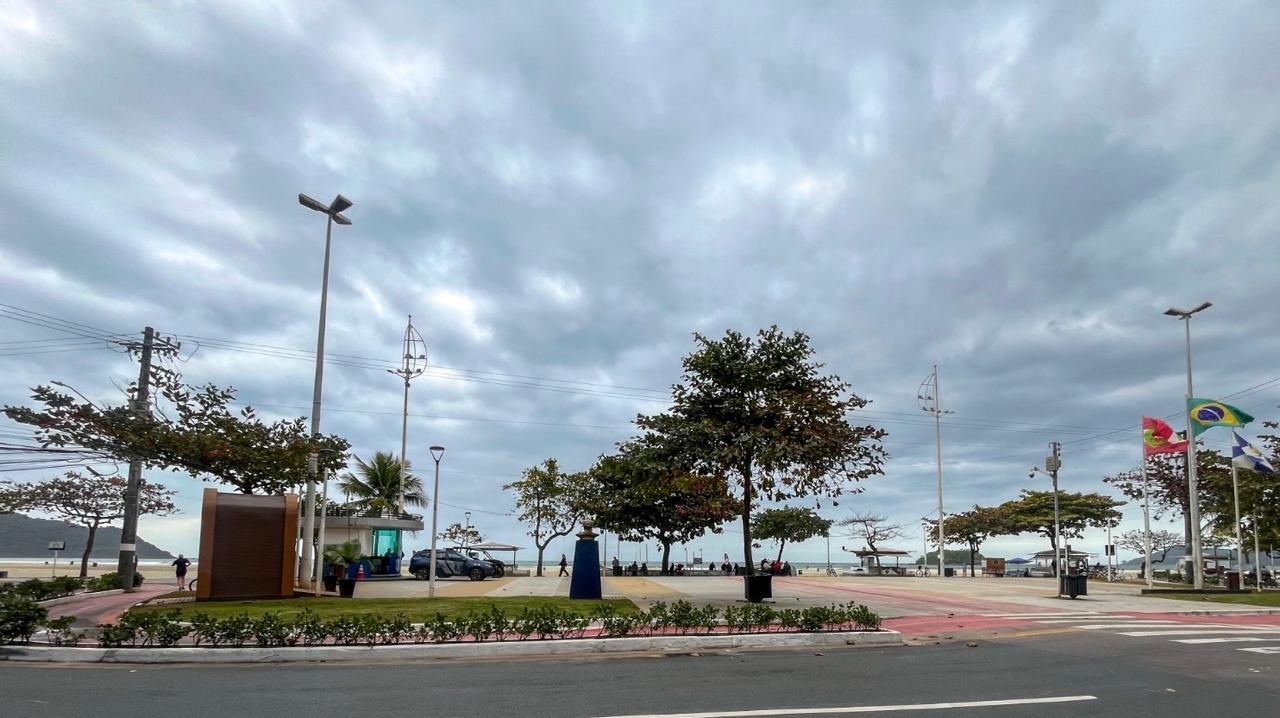 Praças Almirante Tamandaré, Higino Pio e do Pescador têm uso restrito para realização de eventos no fim do ano