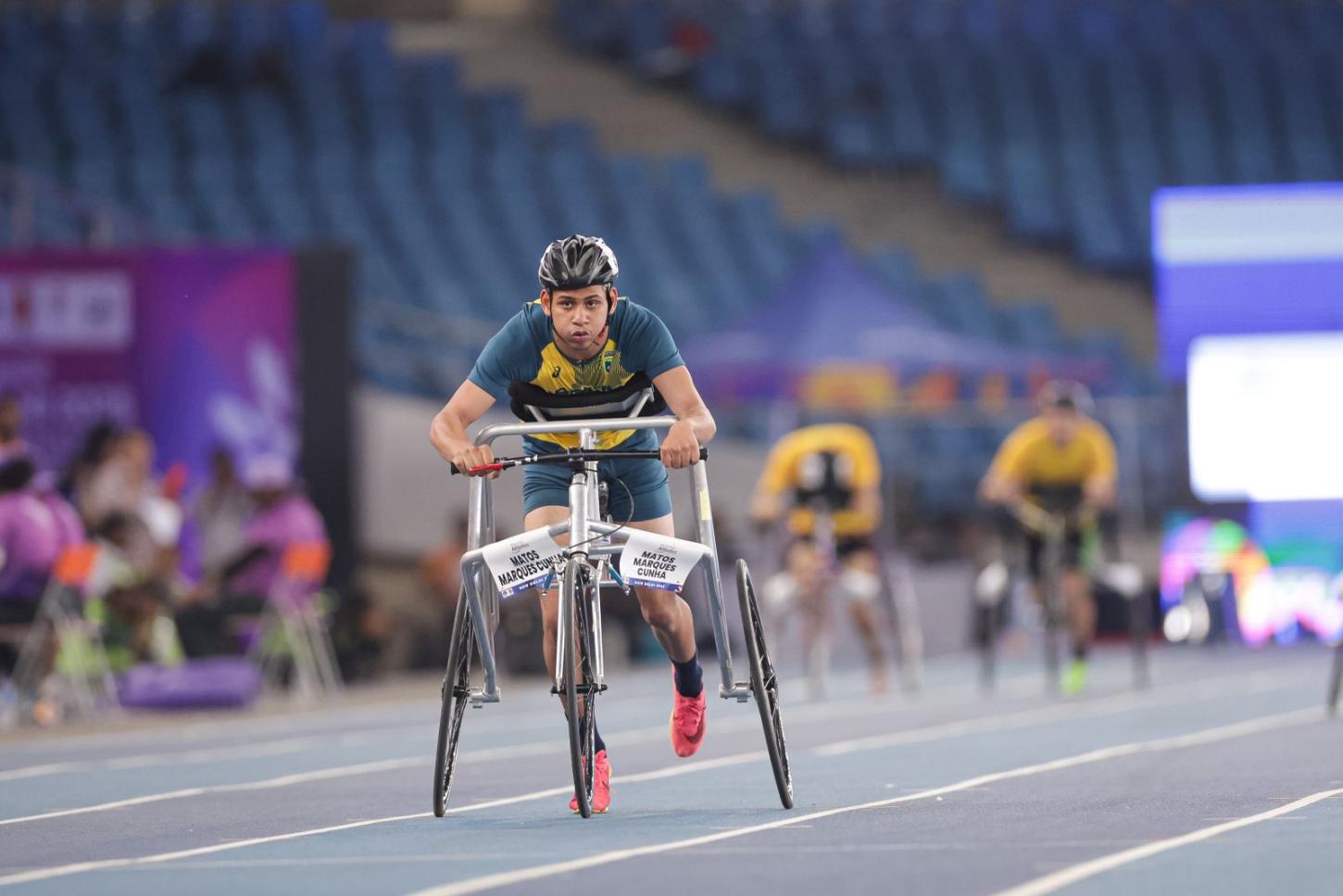 Atleta de Balneário CamboriúC conquista a prata no Campeonato Mundial de Atletismo Paralímpico