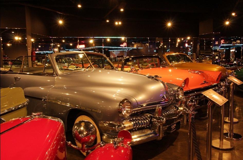 Dia do Antigomobilismo: museus em SC guardam raridades que marcaram a história do automóvel