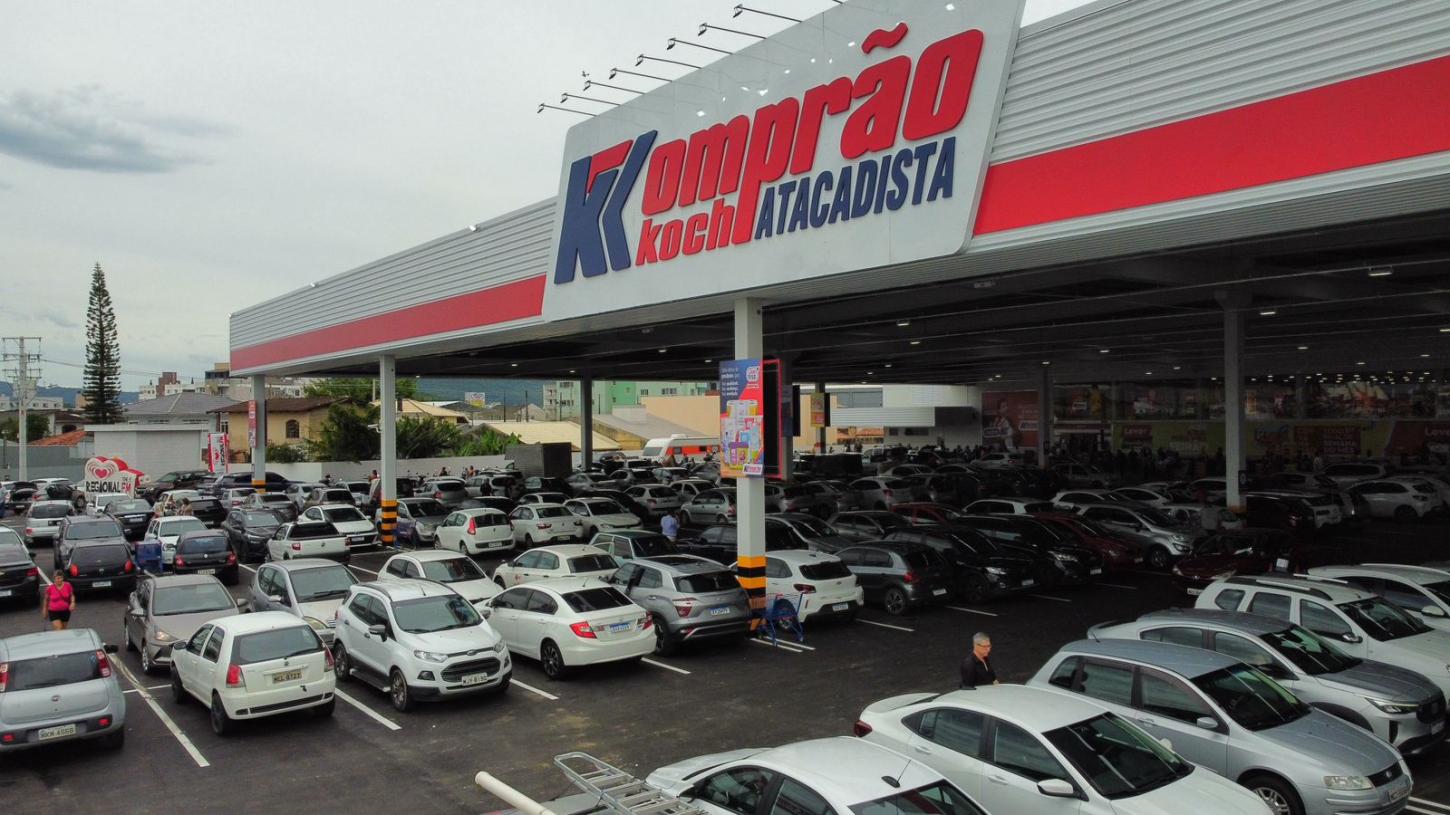 Grupo Koch promove grande mutirão de contratação em 12 cidades de Santa Catarina com mais de 400 oportunidades