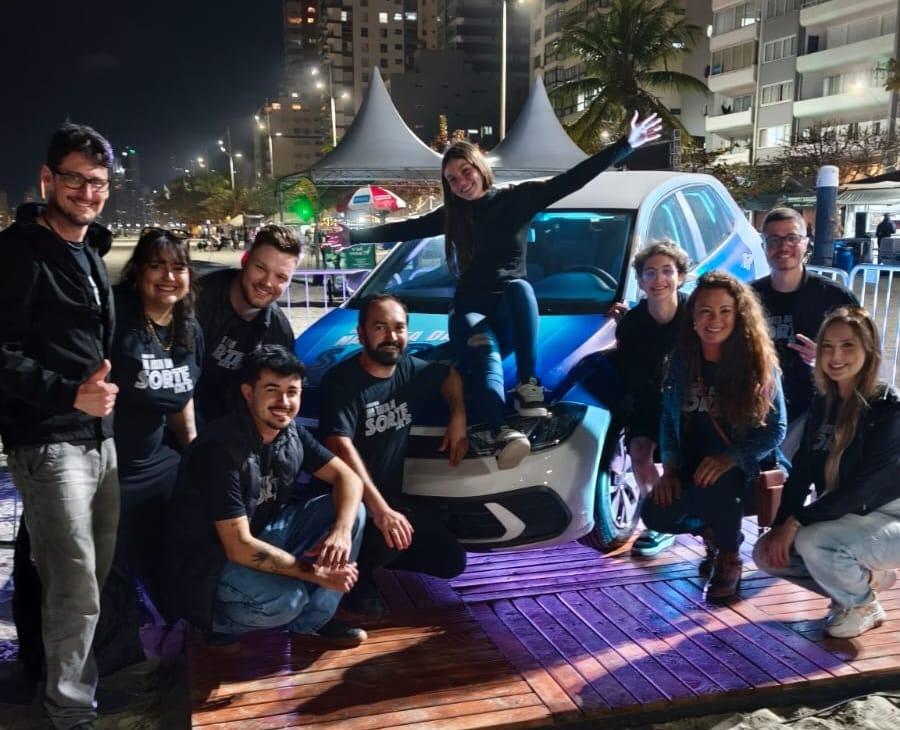 Moradora de Balneário Camboriú ganha carro da campanha Rota da Sorte da CDL BC