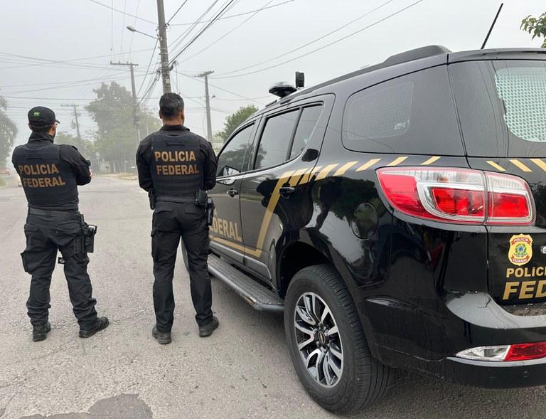 PF deflagra operação contra organização criminosa especializada em roubos de cargas e caminhões