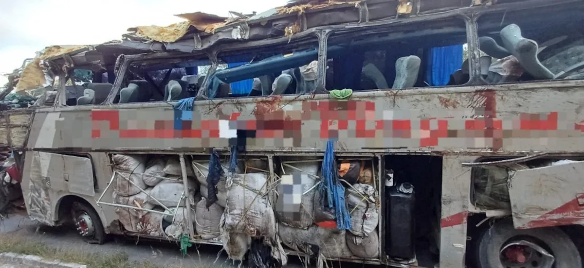 Acidente com ônibus em Pernambuco deixa ao menos 15 mortos