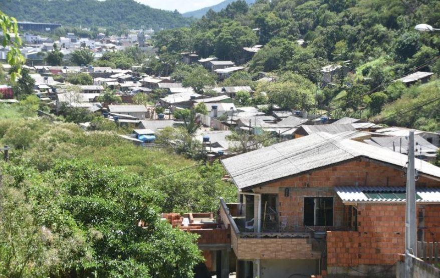 Direção de extensão da UDESC BC apresenta artigo científico  em Brasília