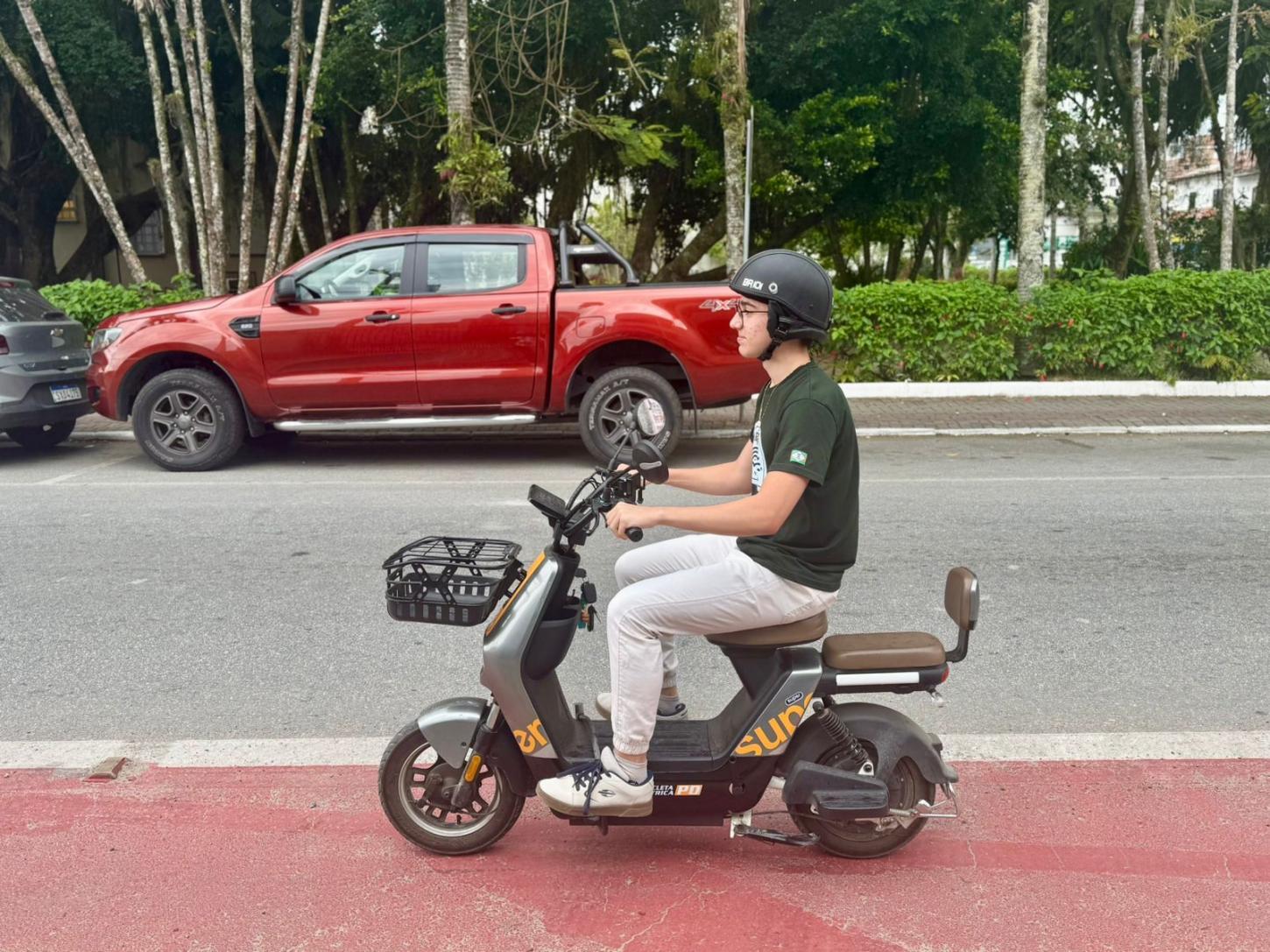 PM intensifica fiscalização de mobilidade elétrica em Camboriú com base na nova Lei Municipal