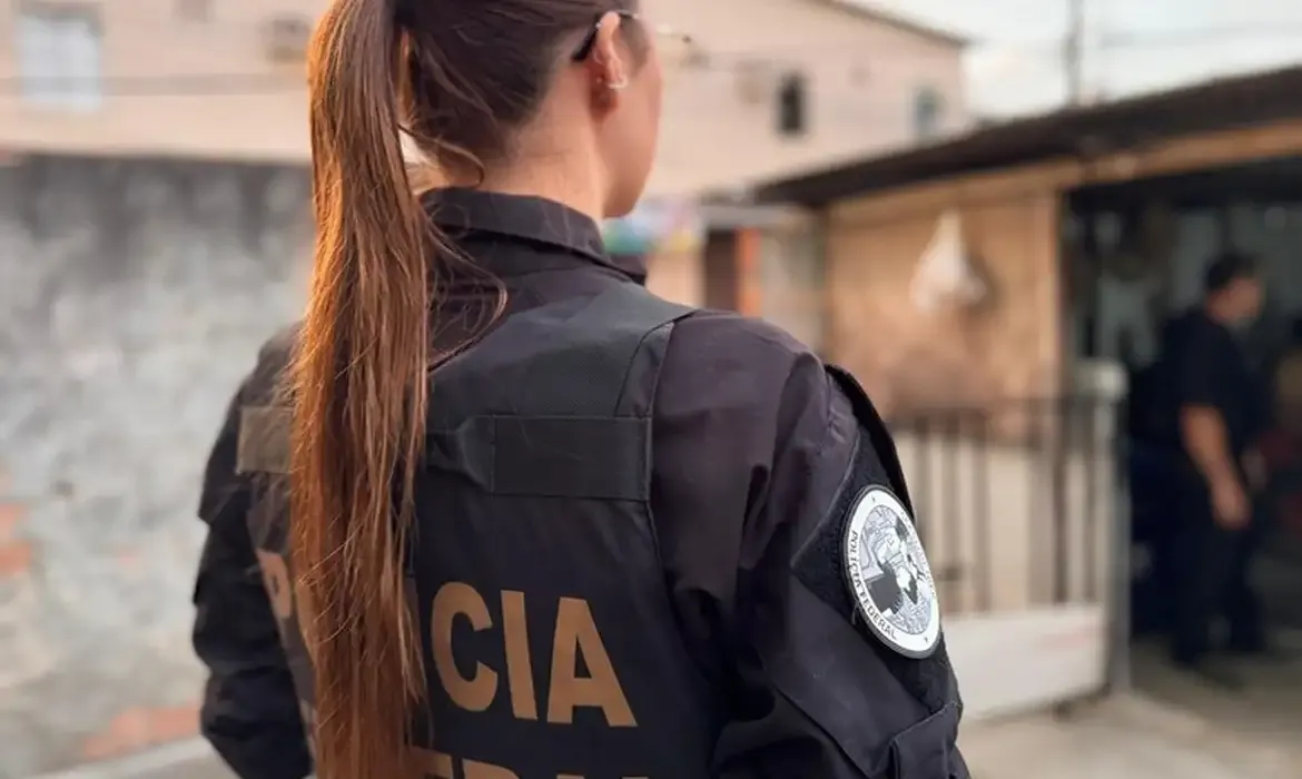 Polícia Federal prende homem que disseminava pornografia infantil na dark web