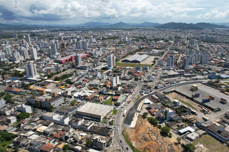 Ponto Facultativo causa alterações em serviços públicos nesta terça-feira em Itajaí