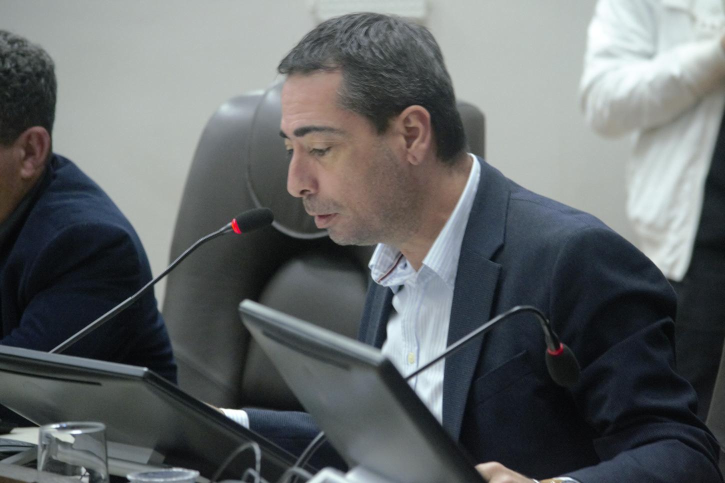 Vereador Achutti protocola proposta para 60 dias de prazo máximo em consultas
