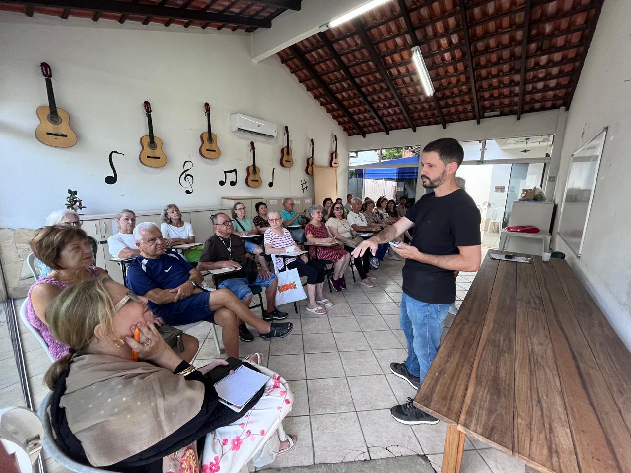 Grande público participa da Oficina de Mídias Sociais na SPI de Balneário Camboriú