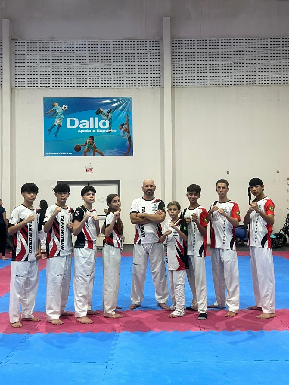 Atletas do Taekwondo de Itapema disputam seletivas nacionais no Rio de Janeiro
