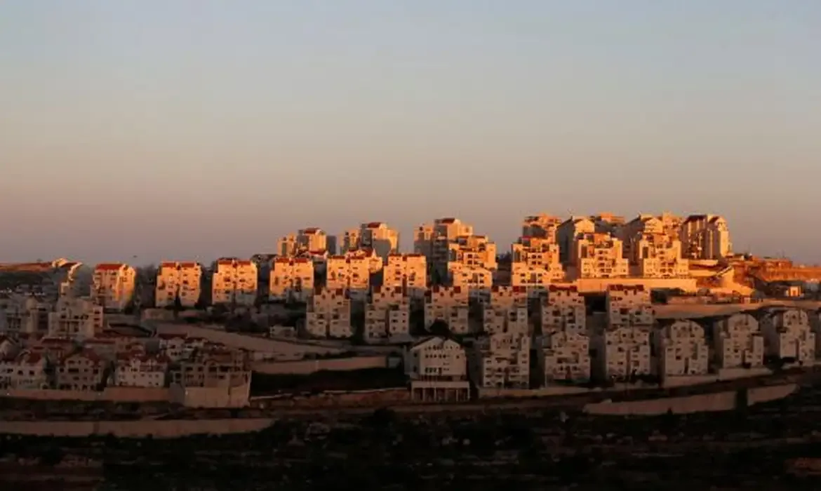 Brasil e mais 100 países condenam expansão de Israel na Cisjordânia