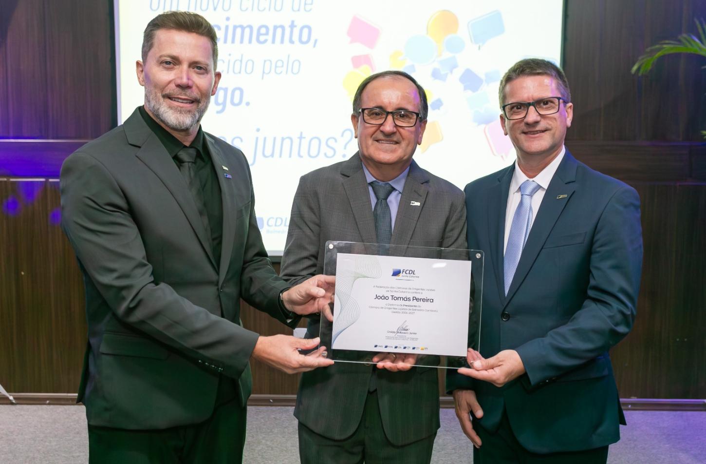 CDL Balneário Camboriú empossa nova diretoria para o biênio 2026-2027