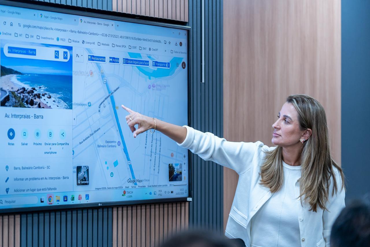 Em Brasília, prefeita confirma obras prioritárias para Balneário Camboriú na BR-101