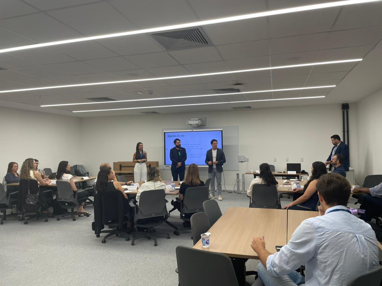 Pesquisa inédita da ABRH-SC revela escassez, comportamento e liderança como tripé crítico de 2026