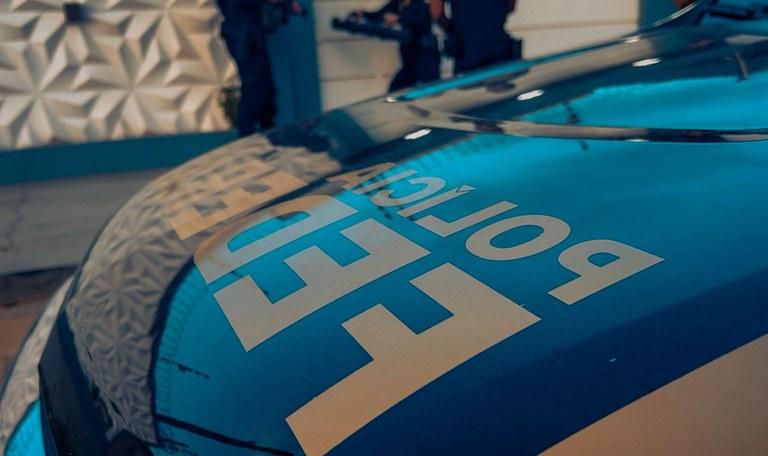 Polícia Federal desmonta esquema criminoso contra instituições financeiras em Santa Catarina