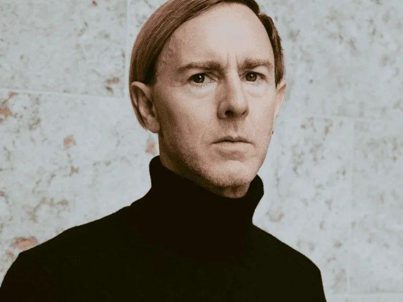 Warung celebra o último Carnaval com duas noites históricas e artistas que moldaram sua identidade