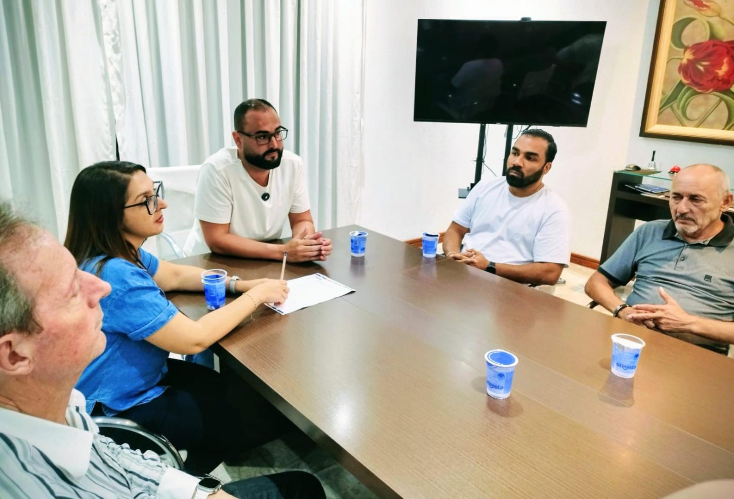 Assinada  Ordem de Serviço para a execução de galerias em Camboriú