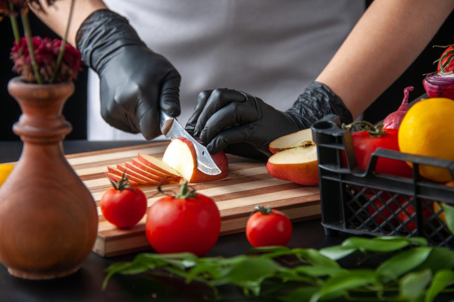 Curso de Manipulação de Alimentos + NR 06 do Sindisol está com inscrições abertas em Balneário Camboriú