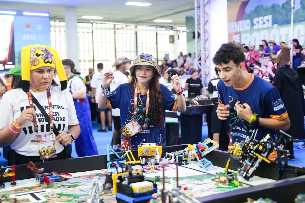 Equipe da Escola Sesi de Itajaí vence etapa nacional da First Lego League e garante vaga para o mundial nos EUA