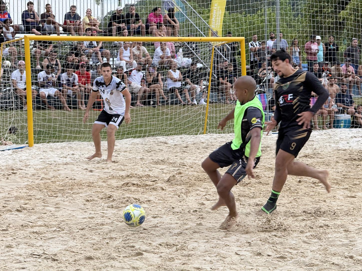 Itajaí premia campeões do Campeonato Municipal de Beach Soccer 2026