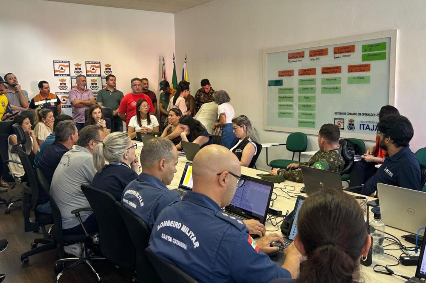 Itajaí treina hoje para proteger amanhã