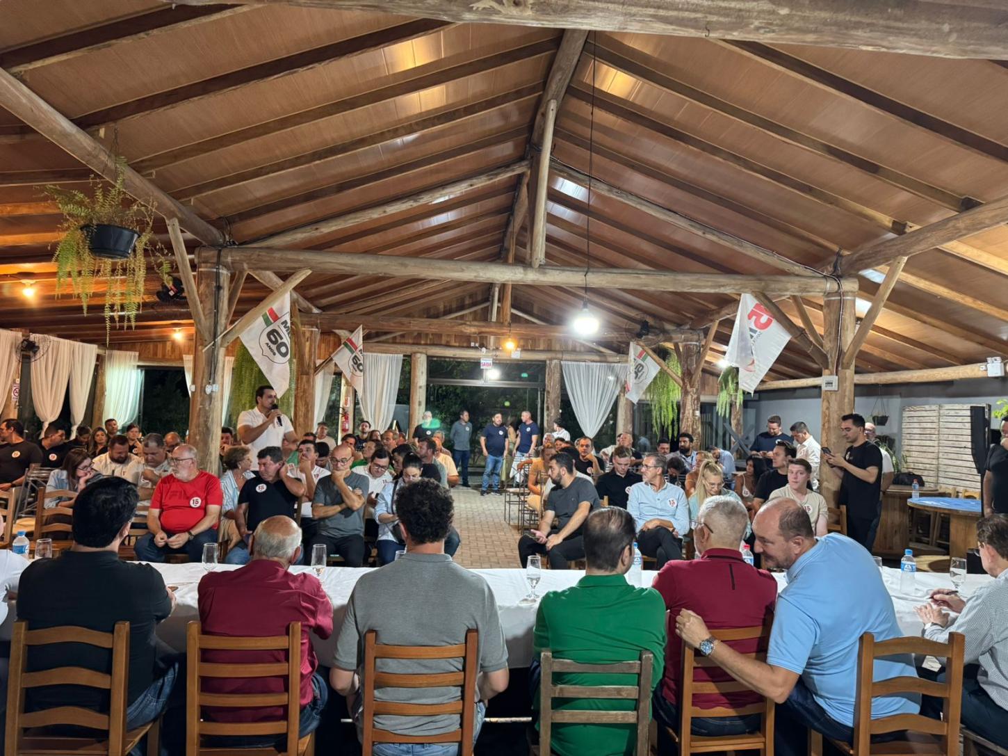 Movimento “15 na urna” chega a região da AMFRI