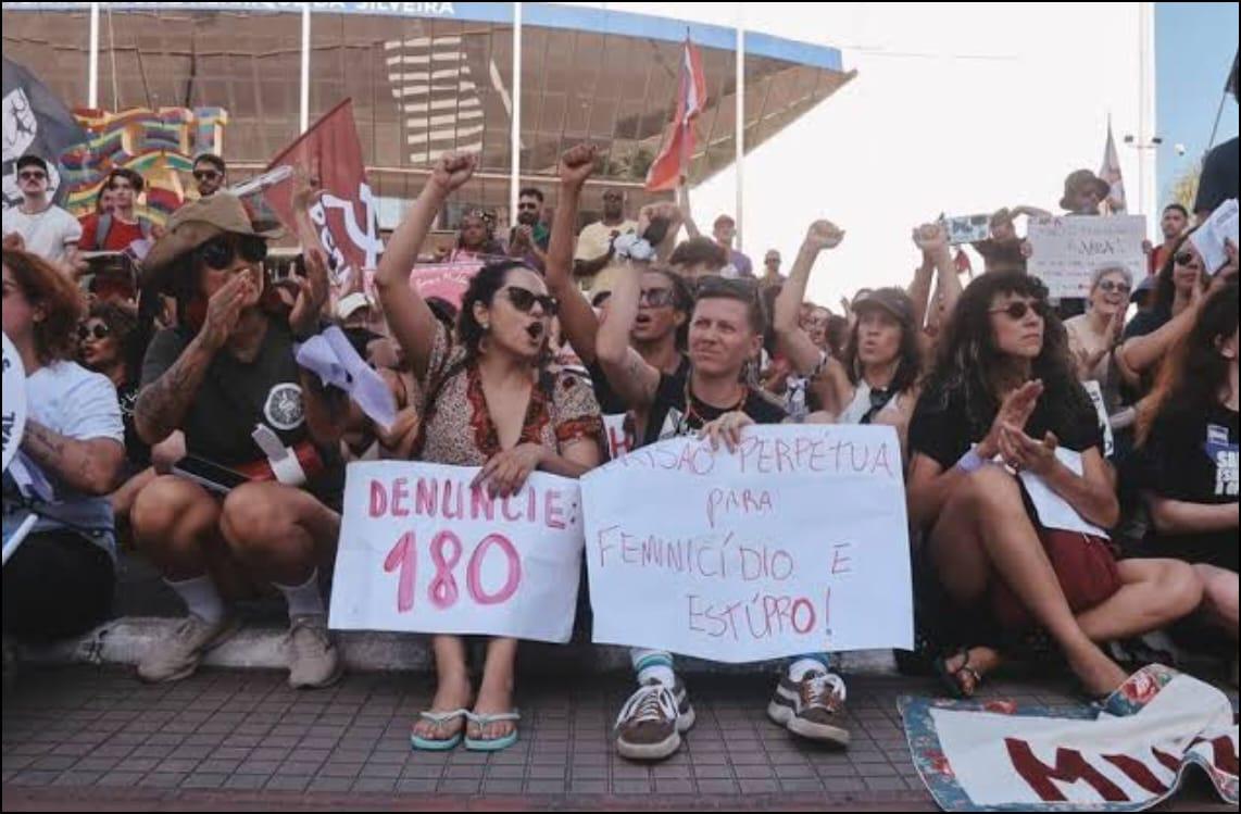 Movimento 8M vai às ruas contra a violência de gênero